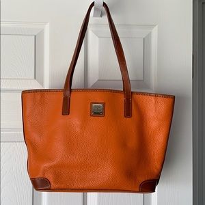 Dooney & Bourke Shoulder bag